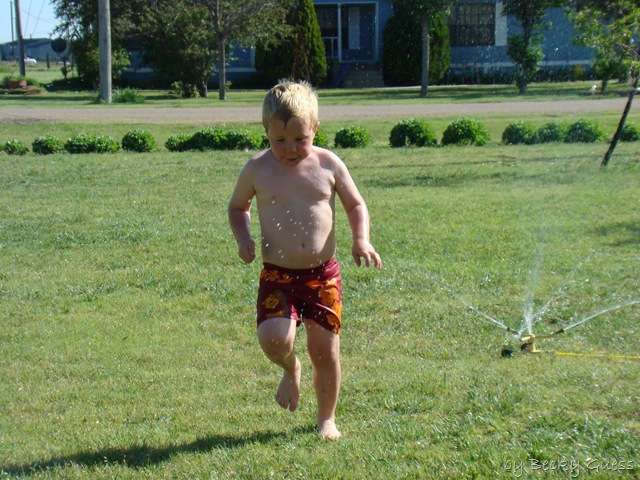 [05-20-10 Zane in sprinkler 13[2].jpg]