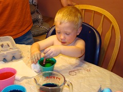 [04-11-09 dying eggs 12[5].jpg]