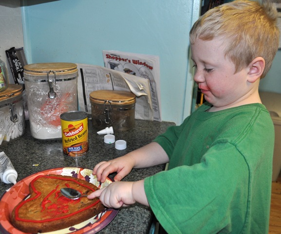 [02-14-11 Valentine cookies 03[7].jpg]