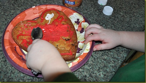 02-14-11 Valentine cookies 06