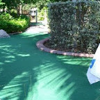 9hole-minuture-golf.jpg
