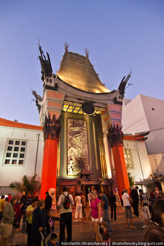 USA California Los Angeles Hollywood Boulevard Chinese Theater США Калифорния Лос Анджелес Голливуд Бульвар Аллея Звёзд Китайский Театр Кино