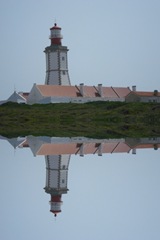farol reflectido em baixo farol reflectido em baixo