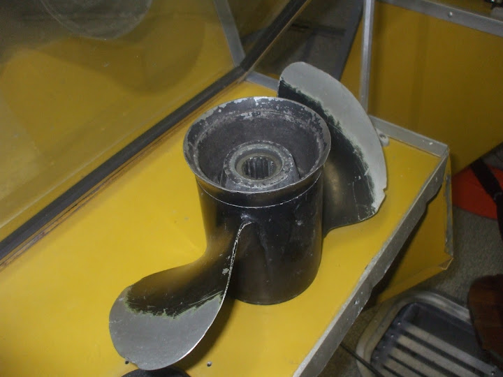 Boat%20resto%20winter%202010%20021.jpg