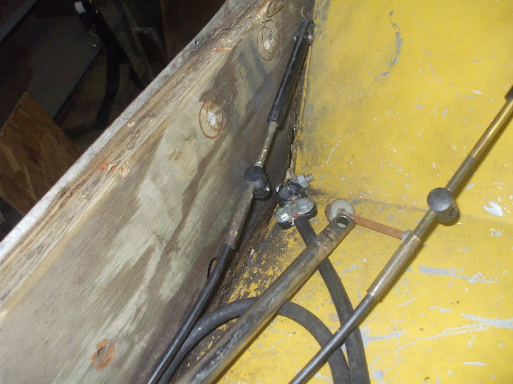 Boat%20resto%20winter%202010%20027.jpg