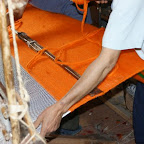 Teppich Weber bei der Arbeit