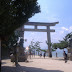 Tori at Miyajima. And lions. I wish they ate the deer.