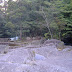 This was the path (looking back). When we got past that bridge we were wondering for a moment where to go cause the path wasn't really indicated on all the rocks.