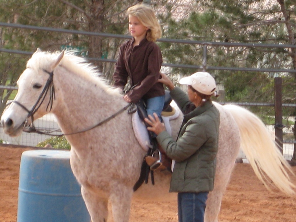 [2009 March 25 Aniston Horse 034[3].jpg]