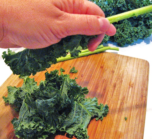 [preparing kale[2].jpg]