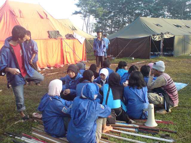 IC dan Warga