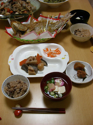 さっちんのお食い初め 風にのって ころコロころコロ