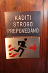 Kouřen&iacute; př&iacute;sně zak&aacute;z&aacute;no