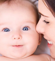 [niño-madre[6].jpg]