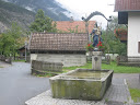 Studnia, figurka - ślicznie
