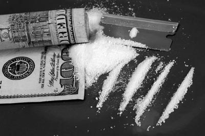 [Drugs Cocaine with 100 Bill[9].jpg]