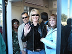  &ndash; Happy people crammed into the train