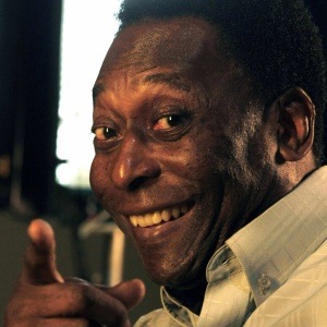 [pele-em-entrevista-a-reuters-1269394466806_300x300[4].jpg]