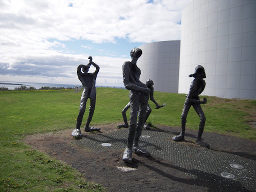 Some neat statues of hooded dudes near the Perlan's entrance.
