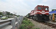 VIETNAM-TRANSPORT-TRAIN