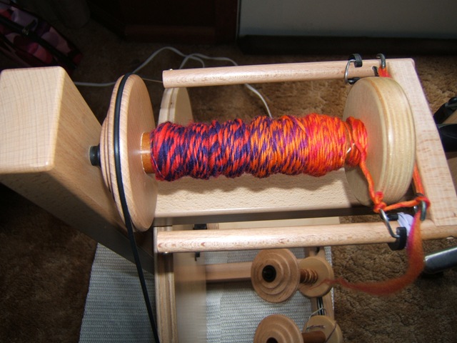 [spinning and aunt del's quilt 019[2].jpg]
