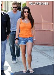 Nuevo look: Britney Spears se paso al castaño otra vez Nuevo look: Britney Spears se paso al castaño otra vez
