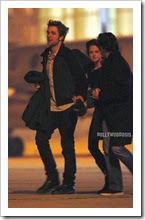  Fotos de Robert Pattinson y Kristen Stewart tomados de la mano en Paris