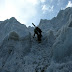 DSCN5765.JPG, To regain the glacier, where C3 was situated, we had to climb some steep ice., 0328 Tajikistan