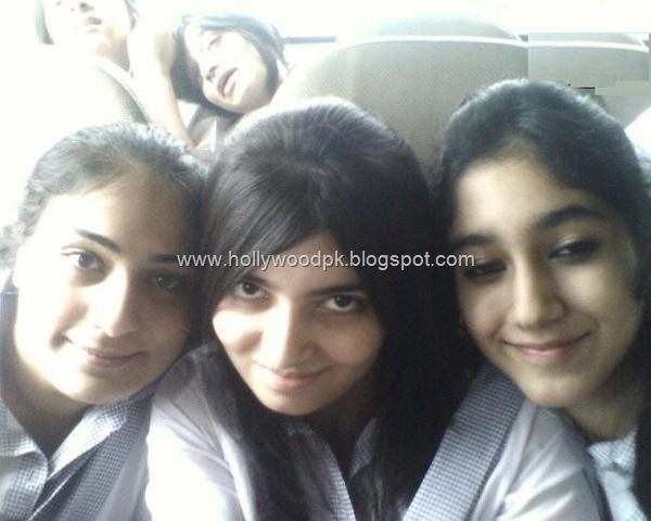 [pakistani school college girls. indian school college girls (17)[2].jpg]