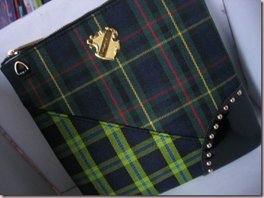 M.A.C tartan tale 002 M.A.C tartan tale 002