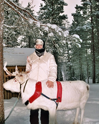 [Pernille with Mr. Bond[4].jpg]