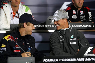 Михаэль Шумахер и Себастьян Феттель на пресс-конференции на Гран-при Германии 2010