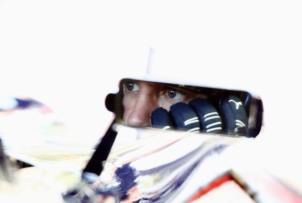 Себастьян Феттель в зеркале Red Bull на Гран-при Италии 2010