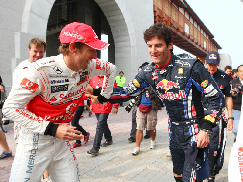 Дженсон Баттон и Марк Уэббер дурачатся на Гран-при Кореи 2010