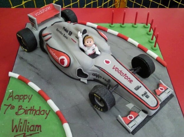 торт McLaren на день рождения 7-ми летнего Уильяма