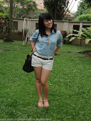 [0033.jpg]