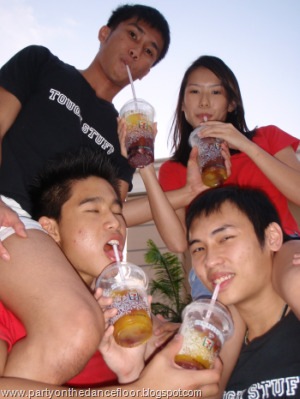 [Slurpee[6].jpg]