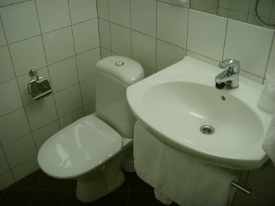 トイレと洗面台