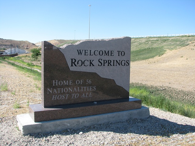 [1485 Welcome to Rock Springs WY[2].jpg]