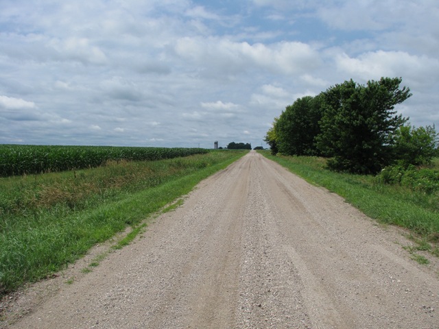 [0383 Dirt Road between Beaver & Grand Junction IA[2].jpg]