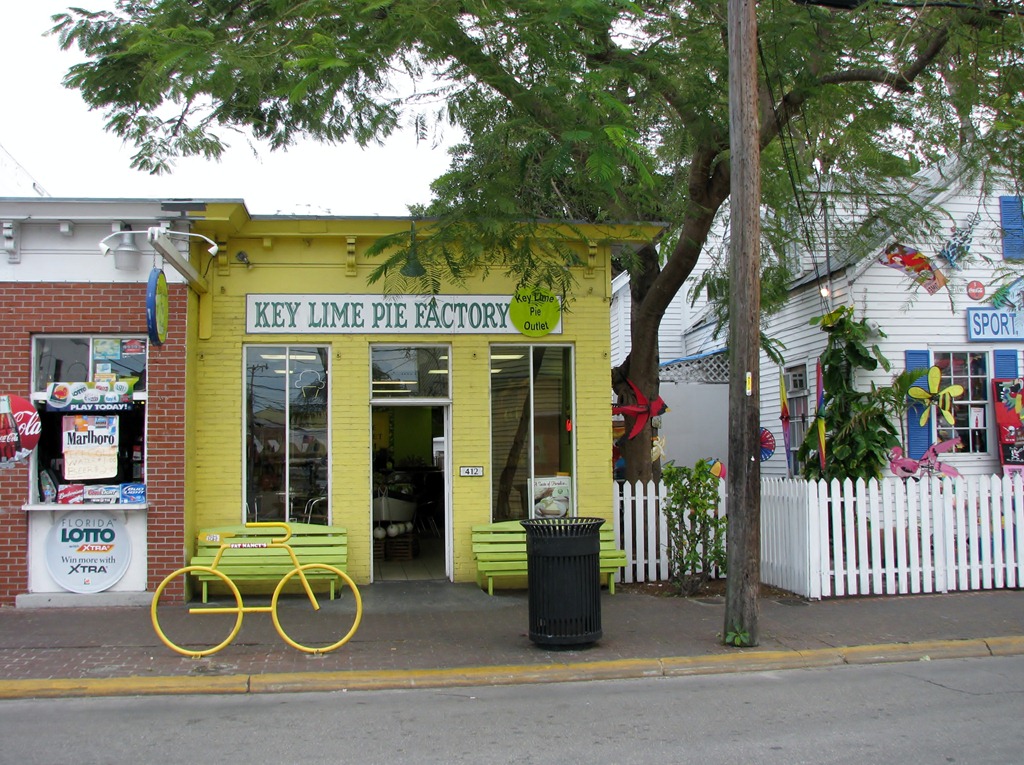 [7312 Key West FL - Conch Tour Train 1st Key Lime Pie Factory[3].jpg]