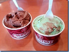 6960a Cold Stone Creamery Cutler Bay FL Bill's ghirardelli chocolate & Karen's ghirardelli chocolate & pistachio