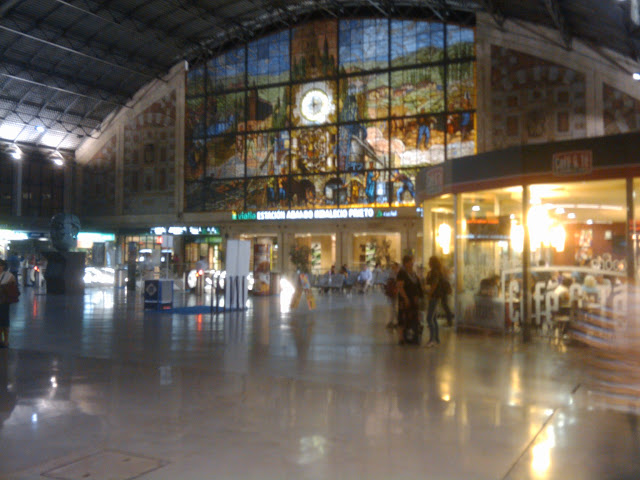 Estación de trenes de Bilbao - ABANDO