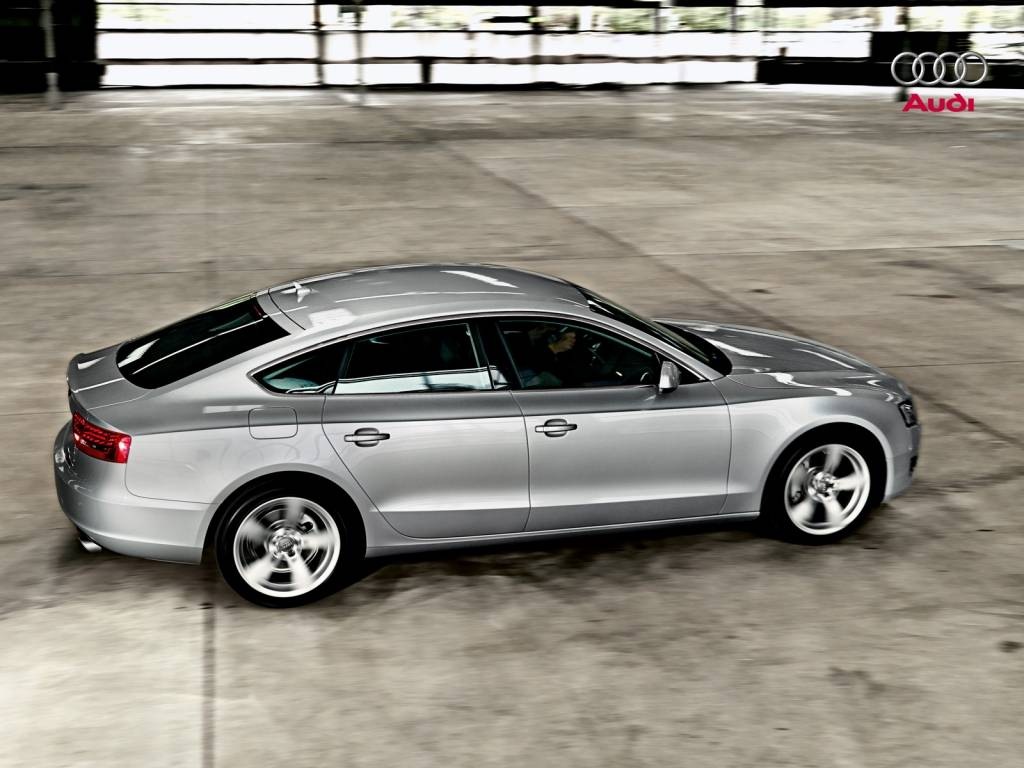 [Audi A5 Sportback rear top[5].jpg]