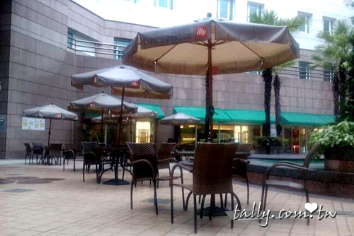 三總B1的Starbucks