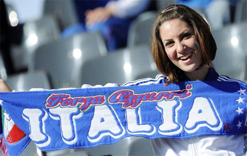 World Cup 2010beautiful Italian girl fan 2