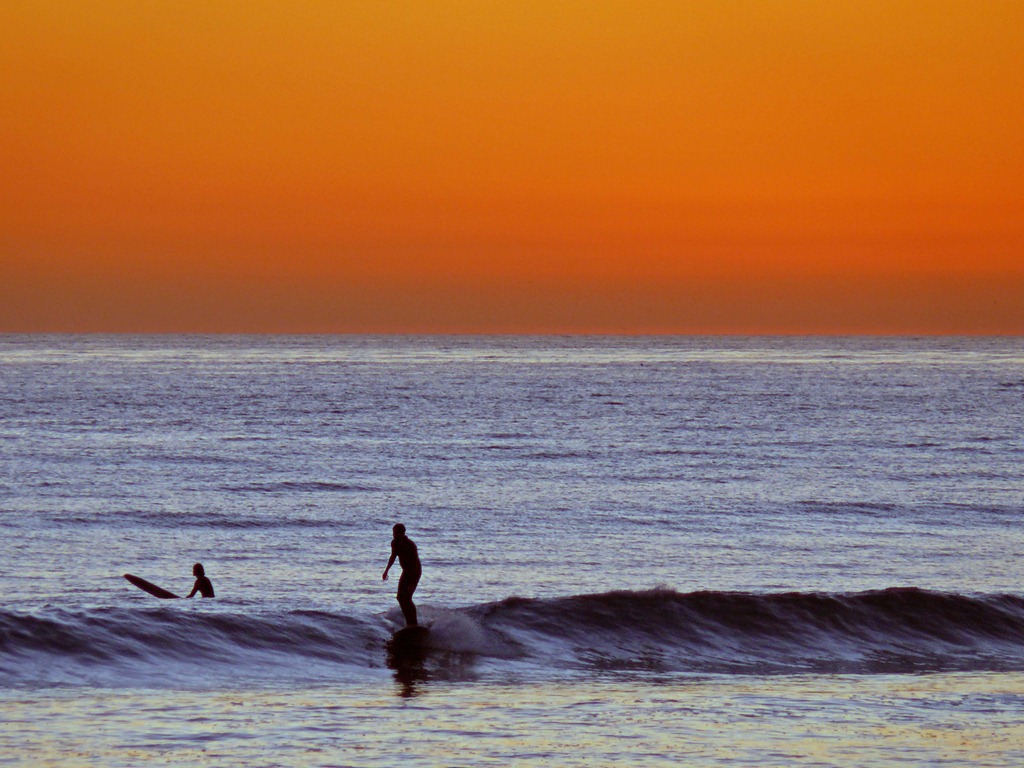 [Surfer at Sundown[5].jpg]