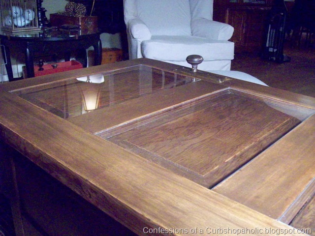 [slipcover chair and coffee table 052[2].jpg]