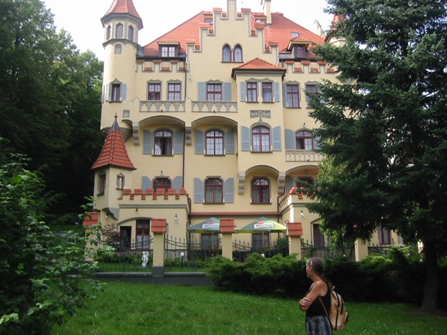 [Karlovy Vary - hus[3].jpg]