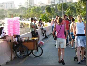 Marmara Beach Walk - Sugar Spin and Corn